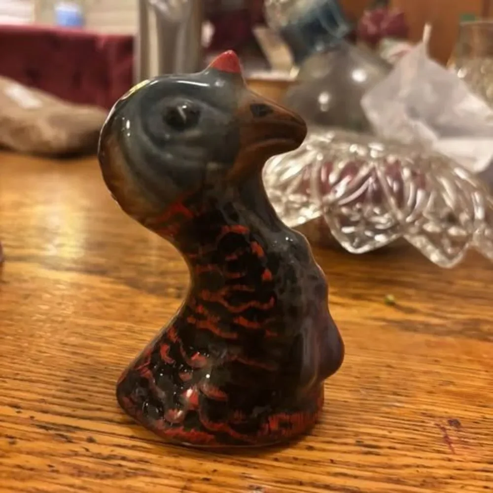 Unbranded vintage ceramic
